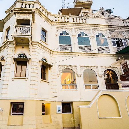 Palace On Ganges - Heritage Hotel Váránaszi Kültér fotó