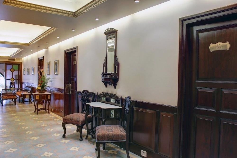 Palace On Ganges - Heritage Hotel Váránaszi Kültér fotó