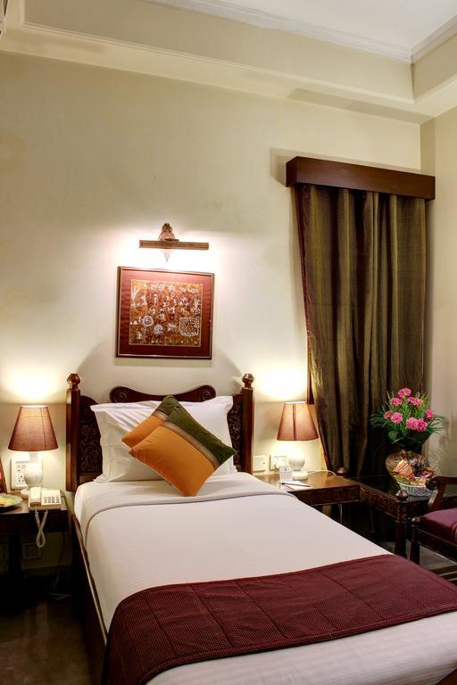 Palace On Ganges - Heritage Hotel Váránaszi Kültér fotó