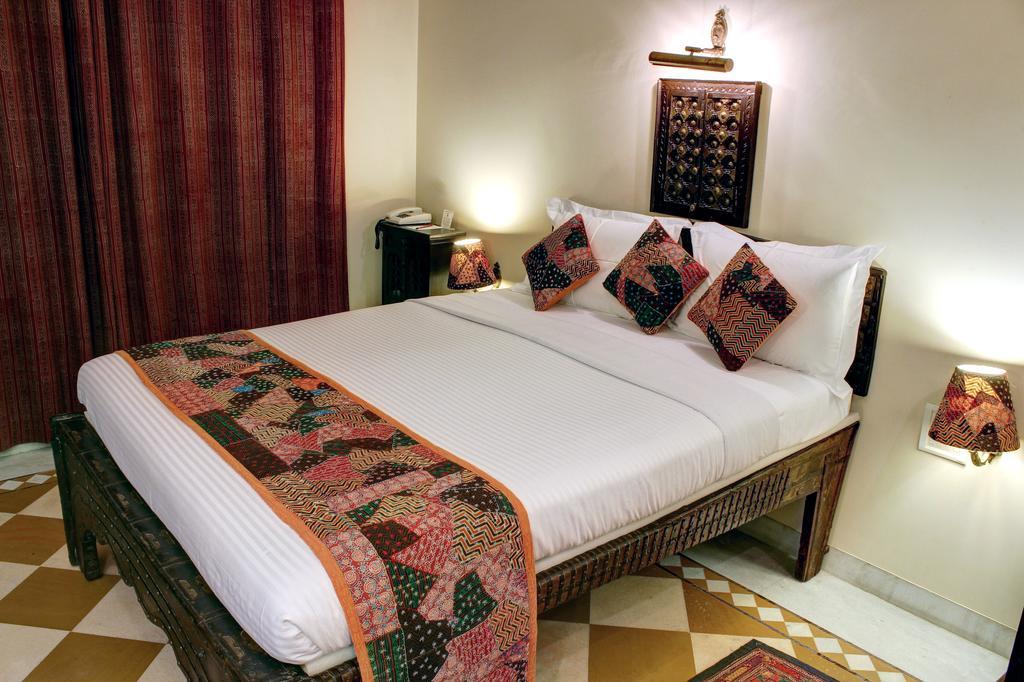 Palace On Ganges - Heritage Hotel Váránaszi Kültér fotó