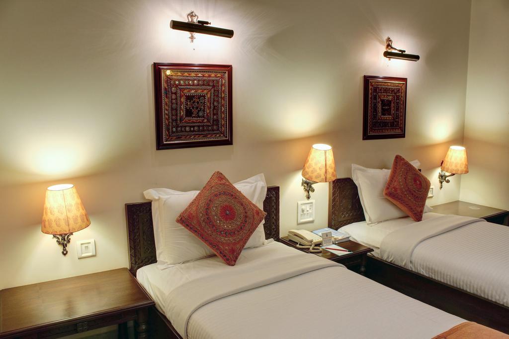 Palace On Ganges - Heritage Hotel Váránaszi Kültér fotó