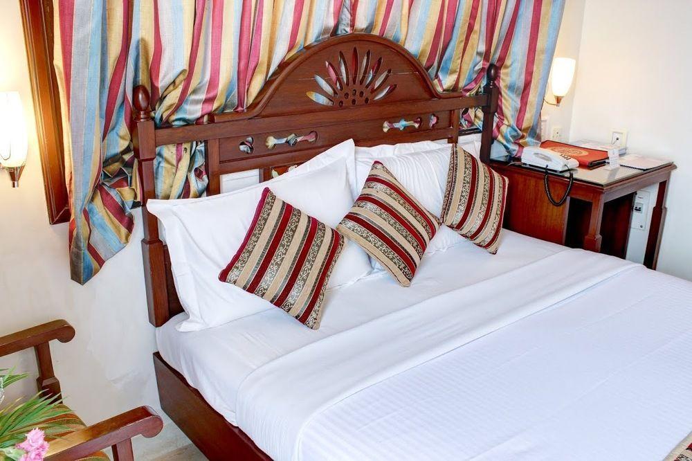 Palace On Ganges - Heritage Hotel Váránaszi Kültér fotó