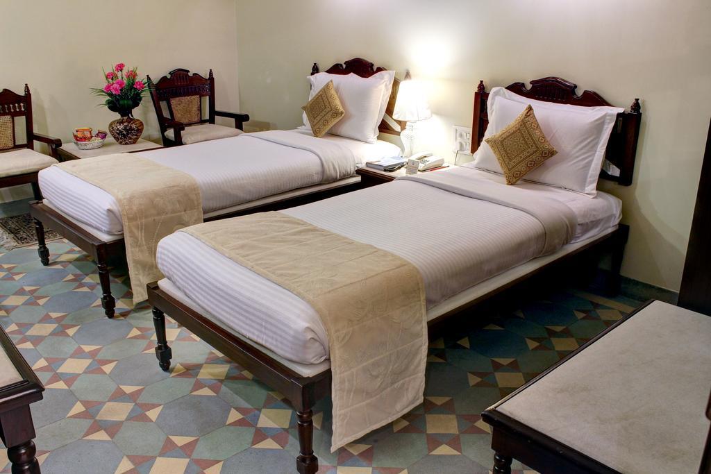 Palace On Ganges - Heritage Hotel Váránaszi Kültér fotó